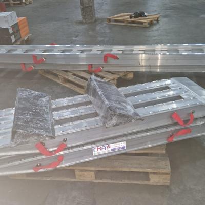 Аппарели алюминиевые с тумбочкой ГКА 1950 