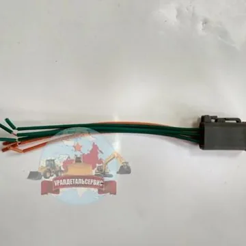 Коннектор фары 6-pin UDS-106