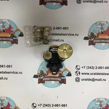 "Насос подкачки топлива Doosan 105220-6280 "