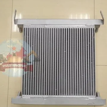 Радиатор масляный VOE 11890332 Volvo BL71