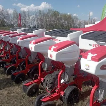 Продам 8-ми рядковуя дисковую  сеялку Ozdoken VPHE - DG 8 