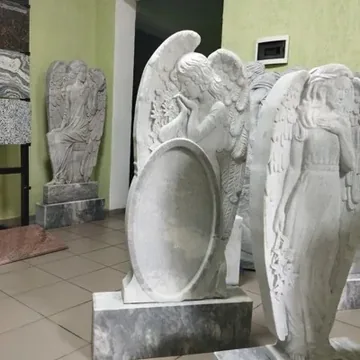 Установка памятников на всех кладбищах Крыма