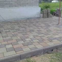 Укладка тротуарной плитки