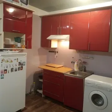 Продажа 2х совмещённых комнат в общежитии Кемская 13