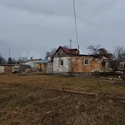 Дачный участок с домо...